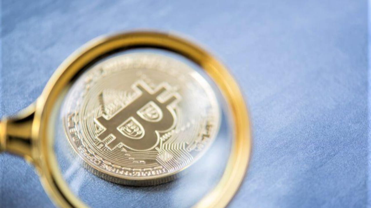 Биткоин пытается удержать планку в 70 000 долларов